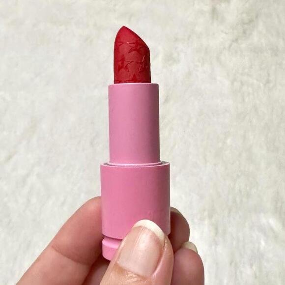 NIB Jeffree Star Red Affair Velvet Trap Lipstick Full Size 4g - Picture 2 of 10